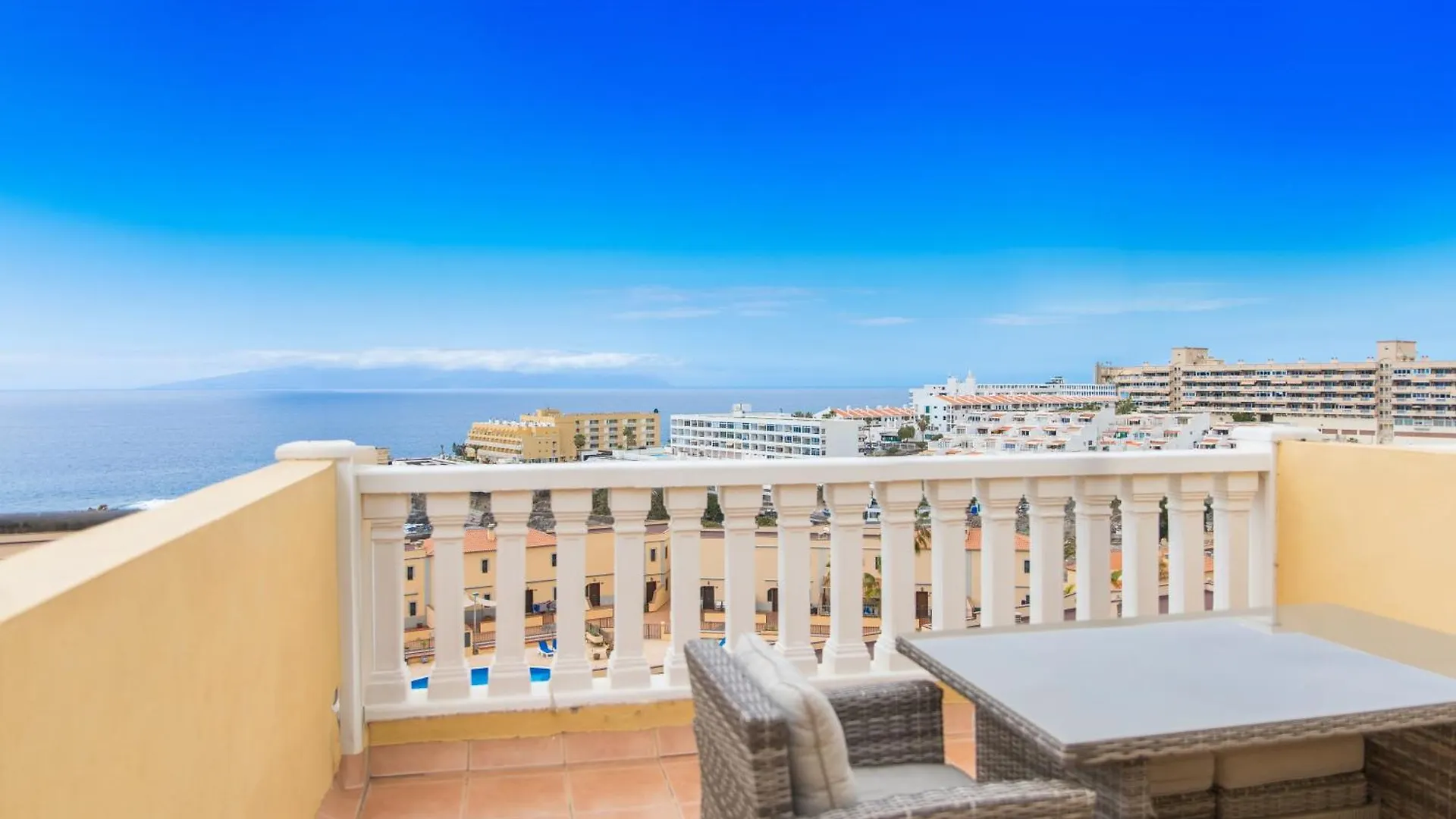 Ocean Front Teneriffa 2 Bedroom Penthouse Callao Salvaje